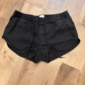 Community Women's Size Large Black Short Shorts